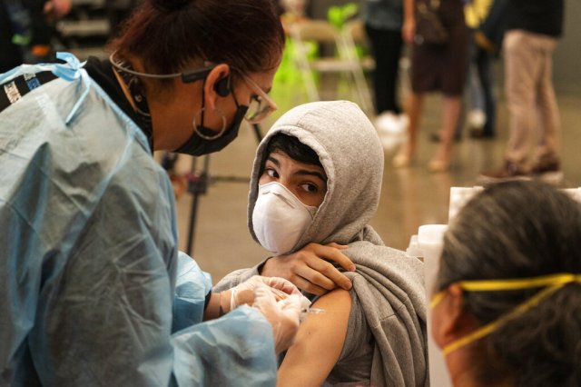 Vaccine consent age raised from 12 to 15 in California legislation